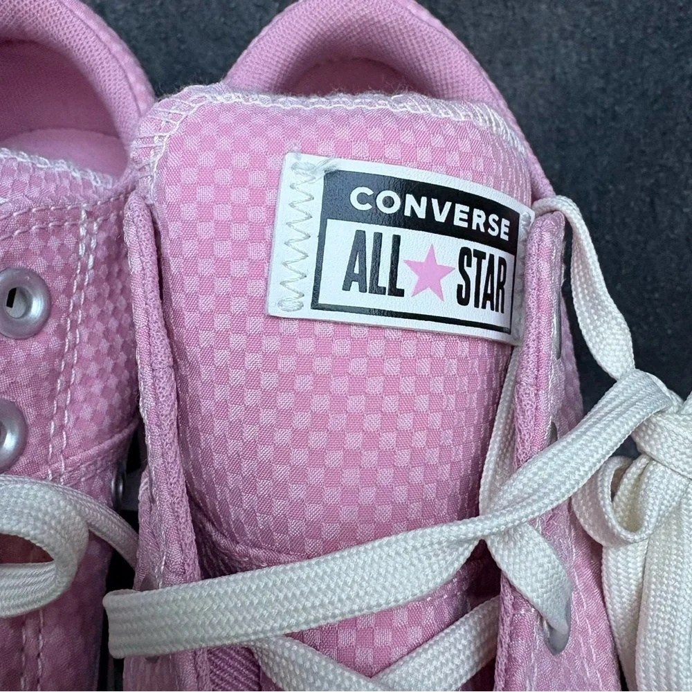 Converse Chuck Taylor All Star Madison Women's Sneakers Size 6 Pink Checkered - Picture 2 of 6